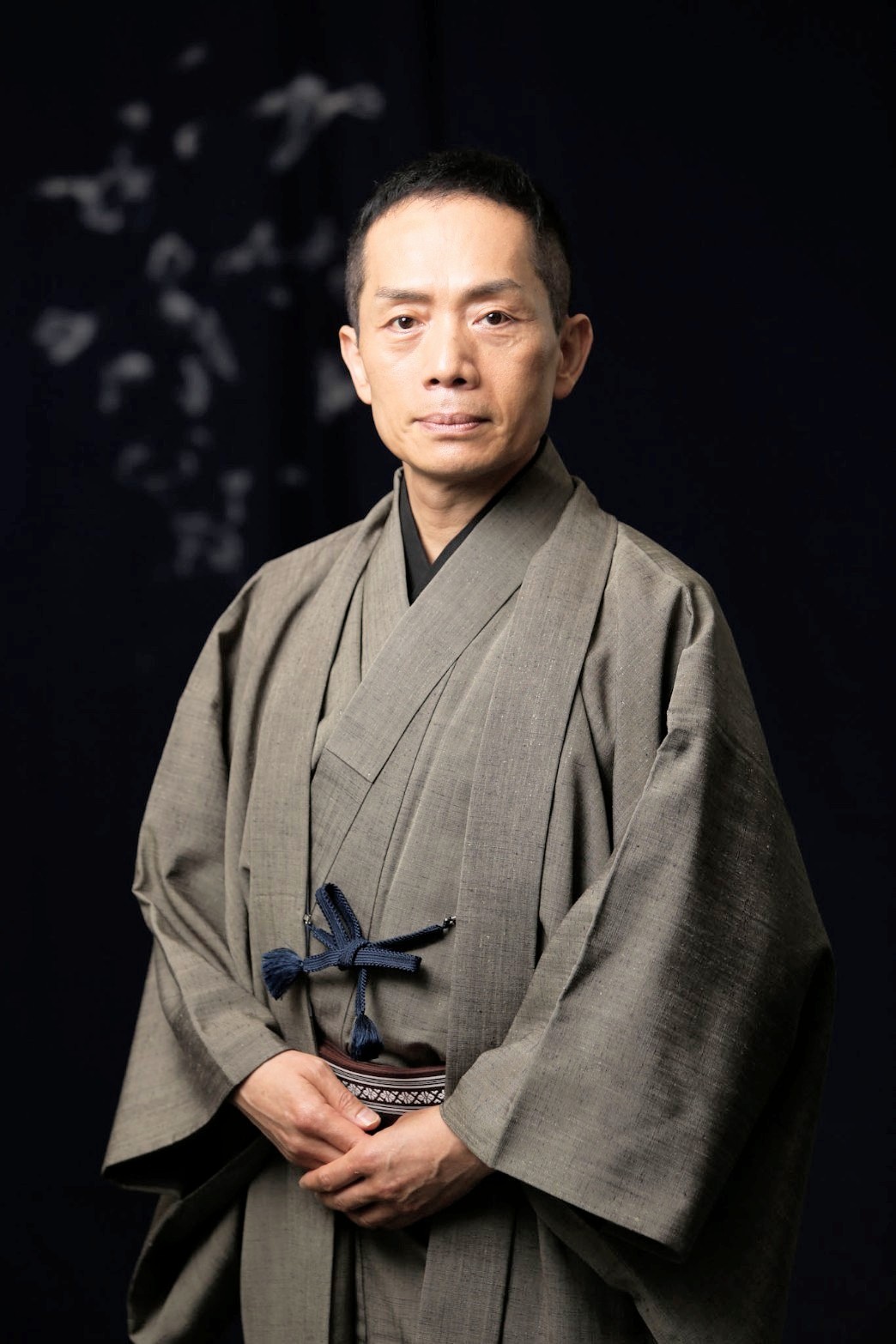 ��������